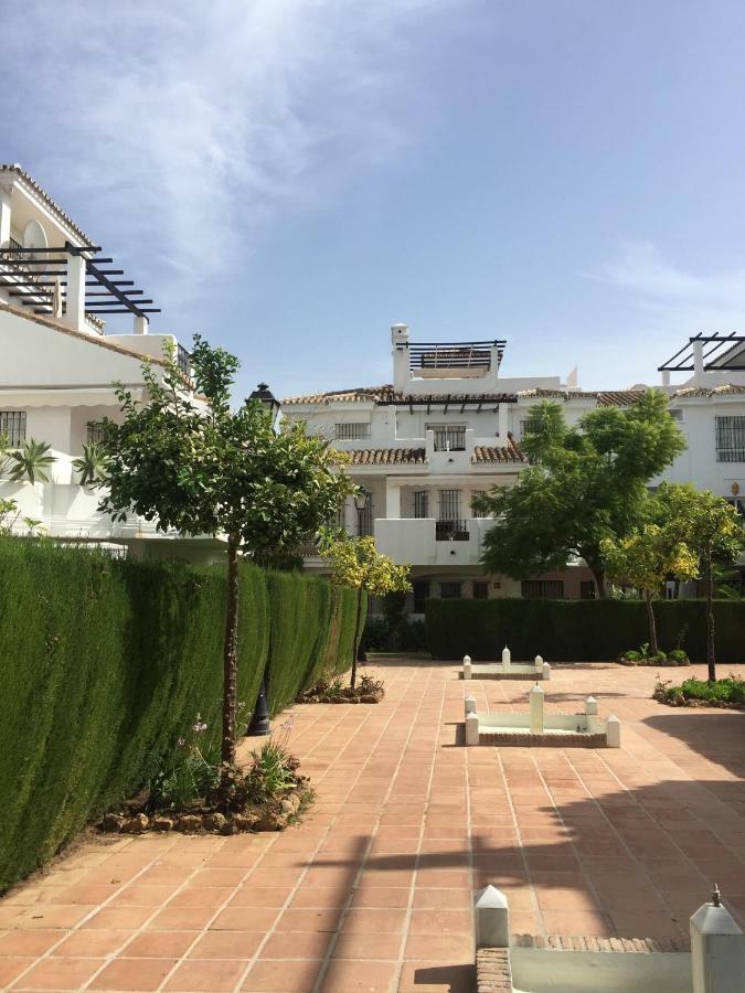 Beautiful 2 Bedroom Apartment @ Puerto Banus! Marbella Exteriör bild