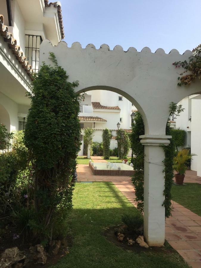 Beautiful 2 Bedroom Apartment @ Puerto Banus! Marbella Exteriör bild